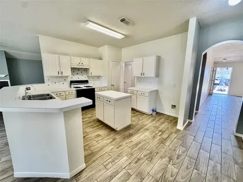 16214 Mission Glen Drive Houston TX 77083