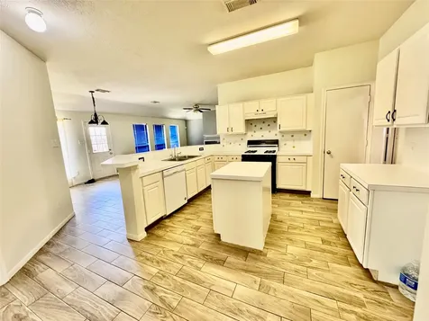 16214 Mission Glen Drive Houston TX 77083