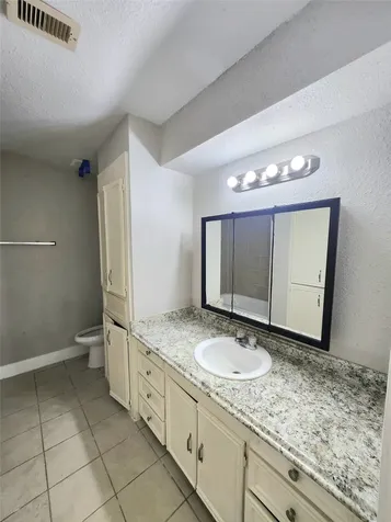 9110 Kentshire Drive B Houston TX 77078