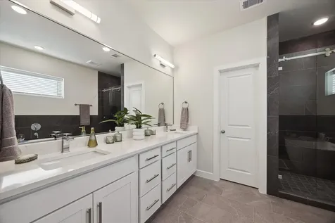6342 Paddington Bend Drive Houston TX 77008