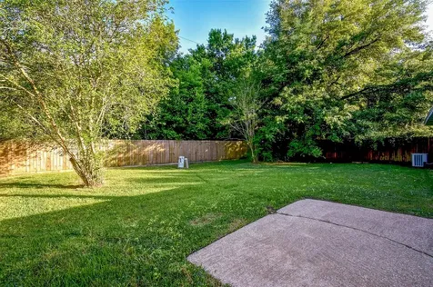 17226 Broken Back Drive Crosby TX 77532