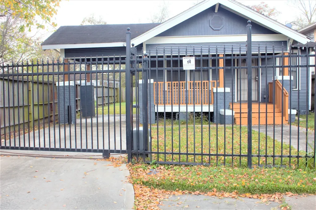 3314 Holman Street Houston TX 77004
