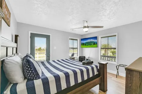 13611 Stewart Road Galveston TX 77554