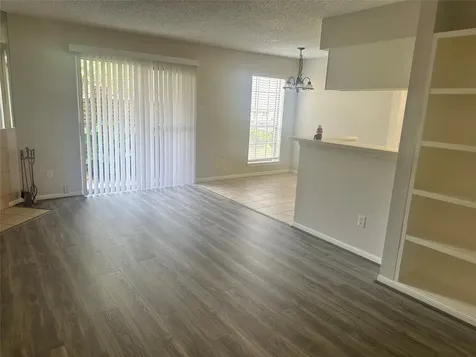 2120 El Paseo Street 1301 Houston TX 77054