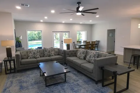 9 Kings Creek Drive Houston TX 77339
