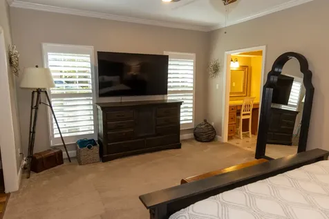 9 Kings Creek Drive Houston TX 77339