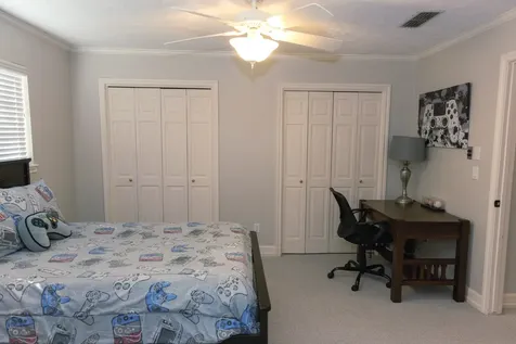 9 Kings Creek Drive Houston TX 77339