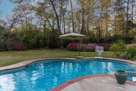 9 Kings Creek Drive Houston TX 77339