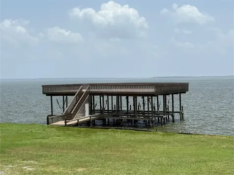 10420 Us Hwy 190 W Point Blank TX 77364
