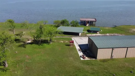 10420 Us Hwy 190 W Point Blank TX 77364