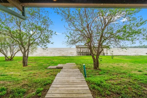 10420 Us Hwy 190 W Point Blank TX 77364