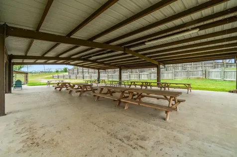 10420 Us Hwy 190 W Point Blank TX 77364
