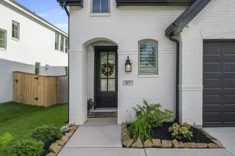 117 Hidden Peak Drive Montgomery TX 77316