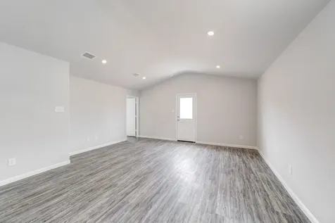 148 Road 5714 Cleveland TX 77327