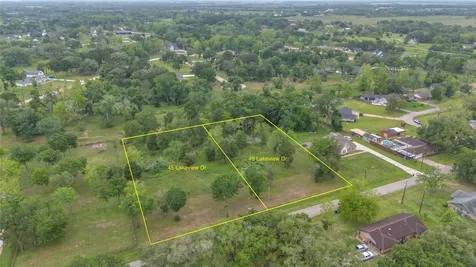 49 Lakeview Drive Alvin TX 77511