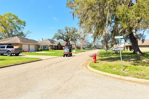 Tbd Wood Haven Drive West Columbia TX 77486