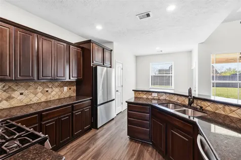 11711 Diamond Court Mont Belvieu TX 77535