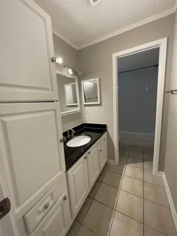 6601 Sands Point Drive 63 Houston TX 77074