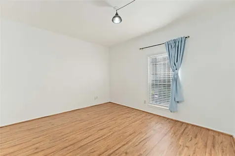 9707 Richmond Avenue 49 Houston TX 77042