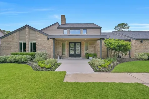1208 Tall Pines Drive Friendswood TX 77546