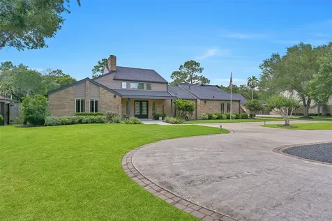 1208 Tall Pines Drive Friendswood TX 77546