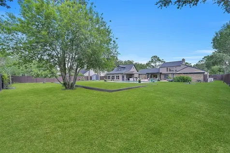 1208 Tall Pines Drive Friendswood TX 77546
