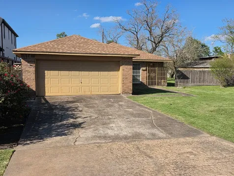 8922 Carousel Lane Houston TX 77080