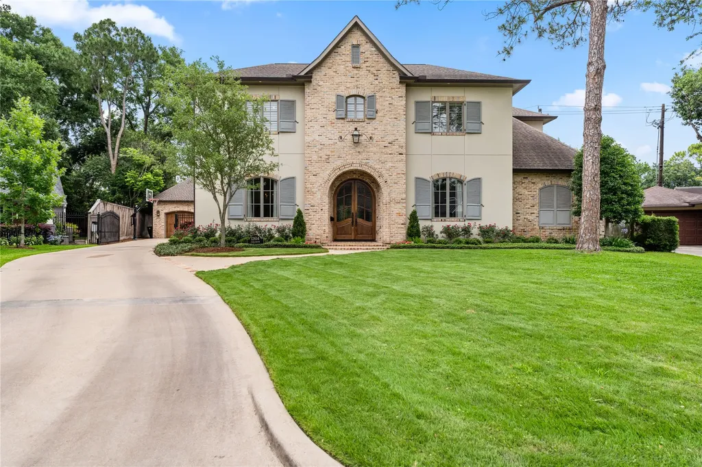 12614 Pebblebrook Drive Houston TX 77024