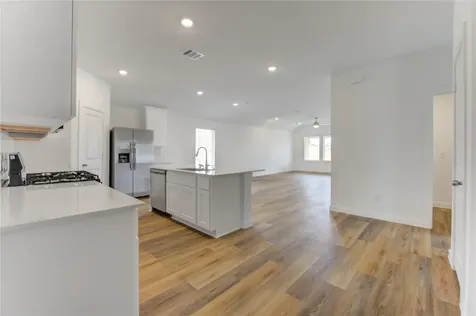 9027 Rose Water Trail Iowa Colony TX 77583