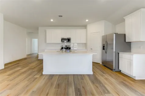 9027 Rose Water Trail Iowa Colony TX 77583