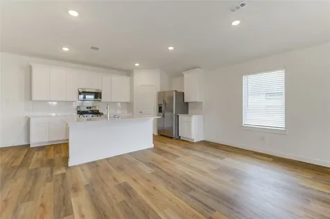 9027 Rose Water Trail Iowa Colony TX 77583