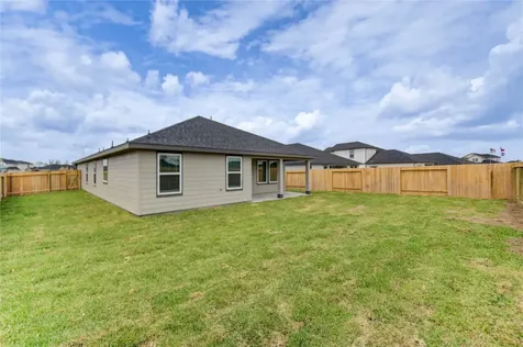 9027 Rose Water Trail Iowa Colony TX 77583