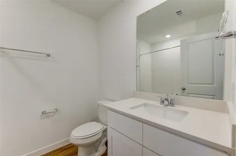 9027 Rose Water Trail Iowa Colony TX 77583