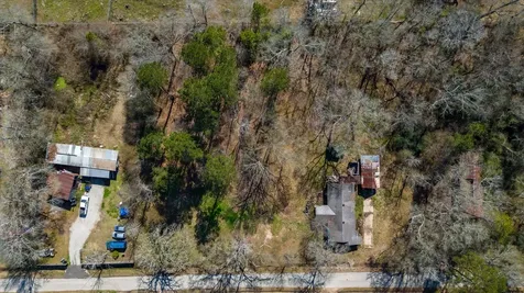 170 County Road 328 N Cleveland TX 77327