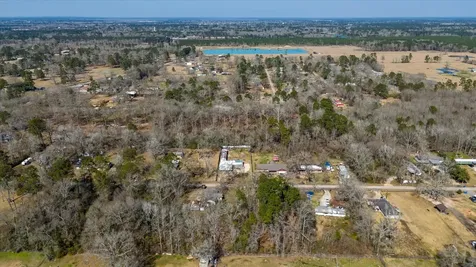 170 County Road 328 N Cleveland TX 77327