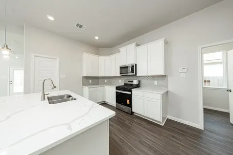 3033 Mustang Grove Way Brookshire TX 77423