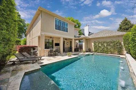 802 Anderson Street Bellaire TX 77401