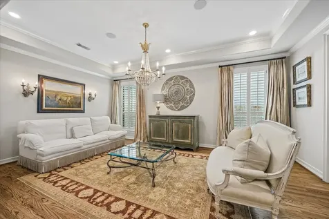 802 Anderson Street Bellaire TX 77401