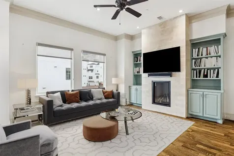 5214 Calle Cordoba Place Houston TX 77007