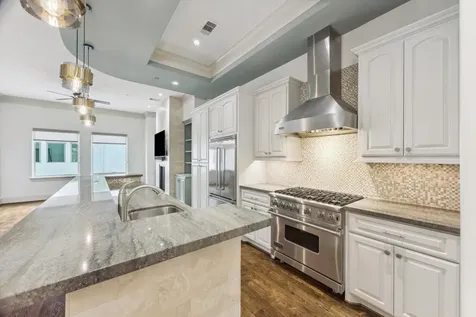 5214 Calle Cordoba Place Houston TX 77007