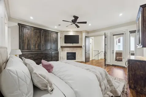 5214 Calle Cordoba Place Houston TX 77007