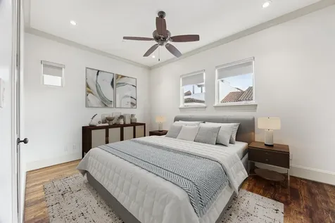 5214 Calle Cordoba Place Houston TX 77007
