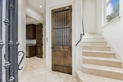 5214 Calle Cordoba Place Houston TX 77007