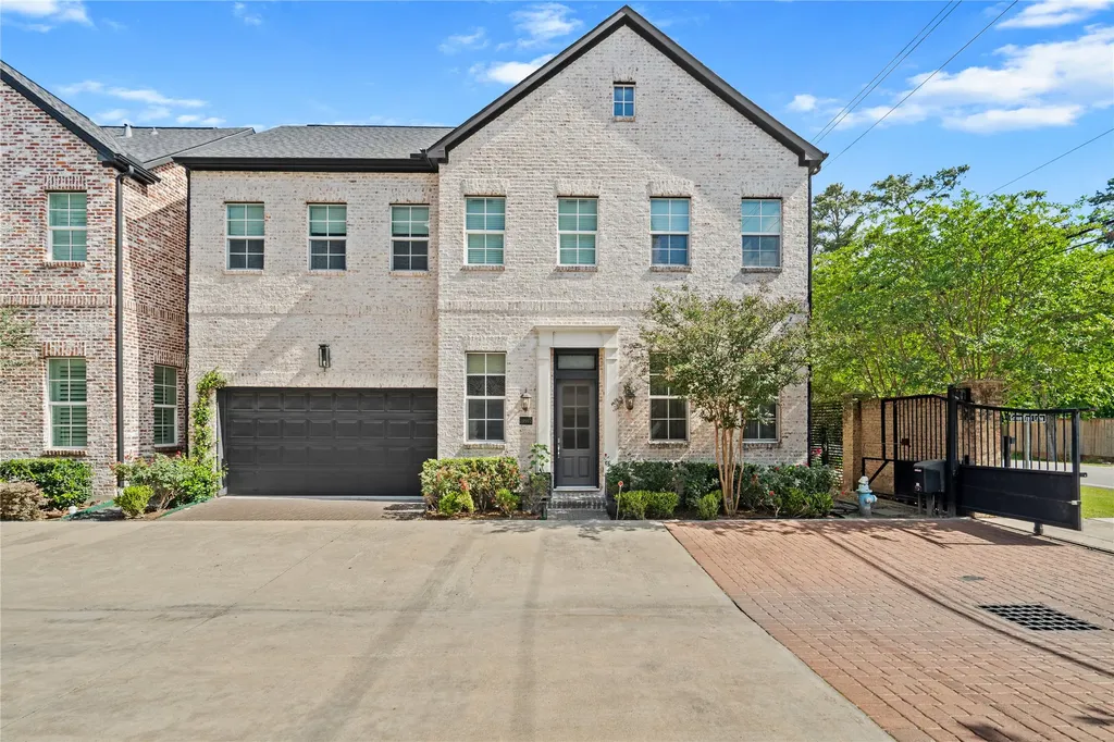 10902 Grove Tree Lane Houston TX 77043