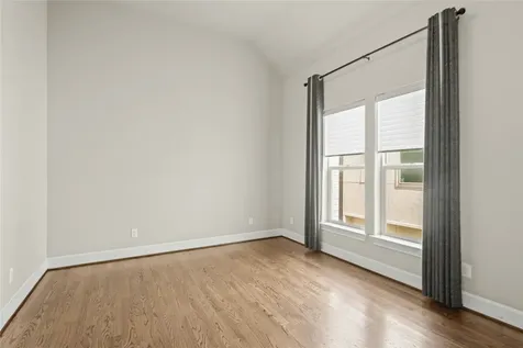 10902 Grove Tree Lane Houston TX 77043