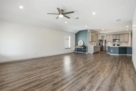 1022 Curly Angora Court Rosharon TX 77583