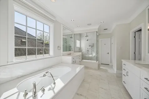 3738 Wickersham Lane Houston TX 77027