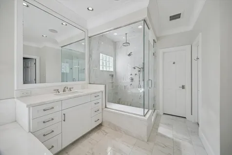 3738 Wickersham Lane Houston TX 77027