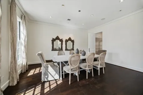 3738 Wickersham Lane Houston TX 77027