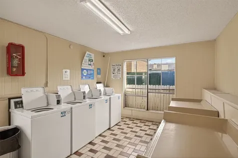 1516 Bay Area Boulevard H10 Houston TX 77058